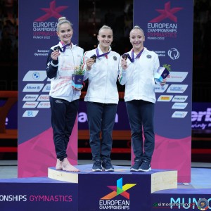 podium aa ph simone ferraro sfa02586 copia